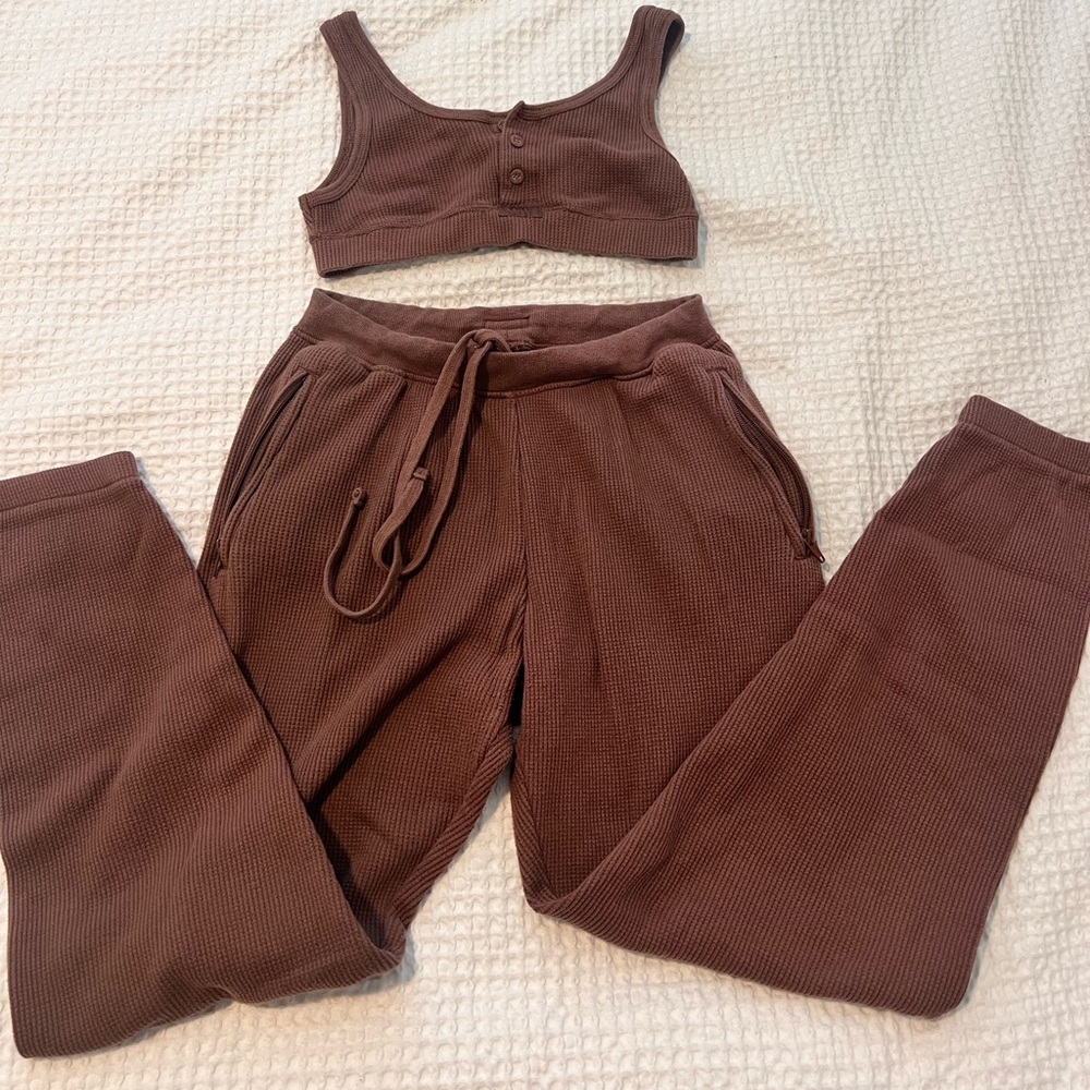 SKIMS Brown Ribbed Two-Piece Lounge Set